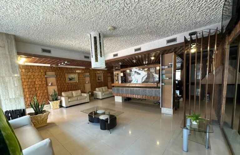 Hall de entrada del Hotel Shelton